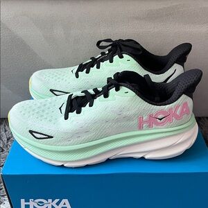 Hoka Clifton 9. Womens US size 7. Mint. Black. White. Pink. New in box.